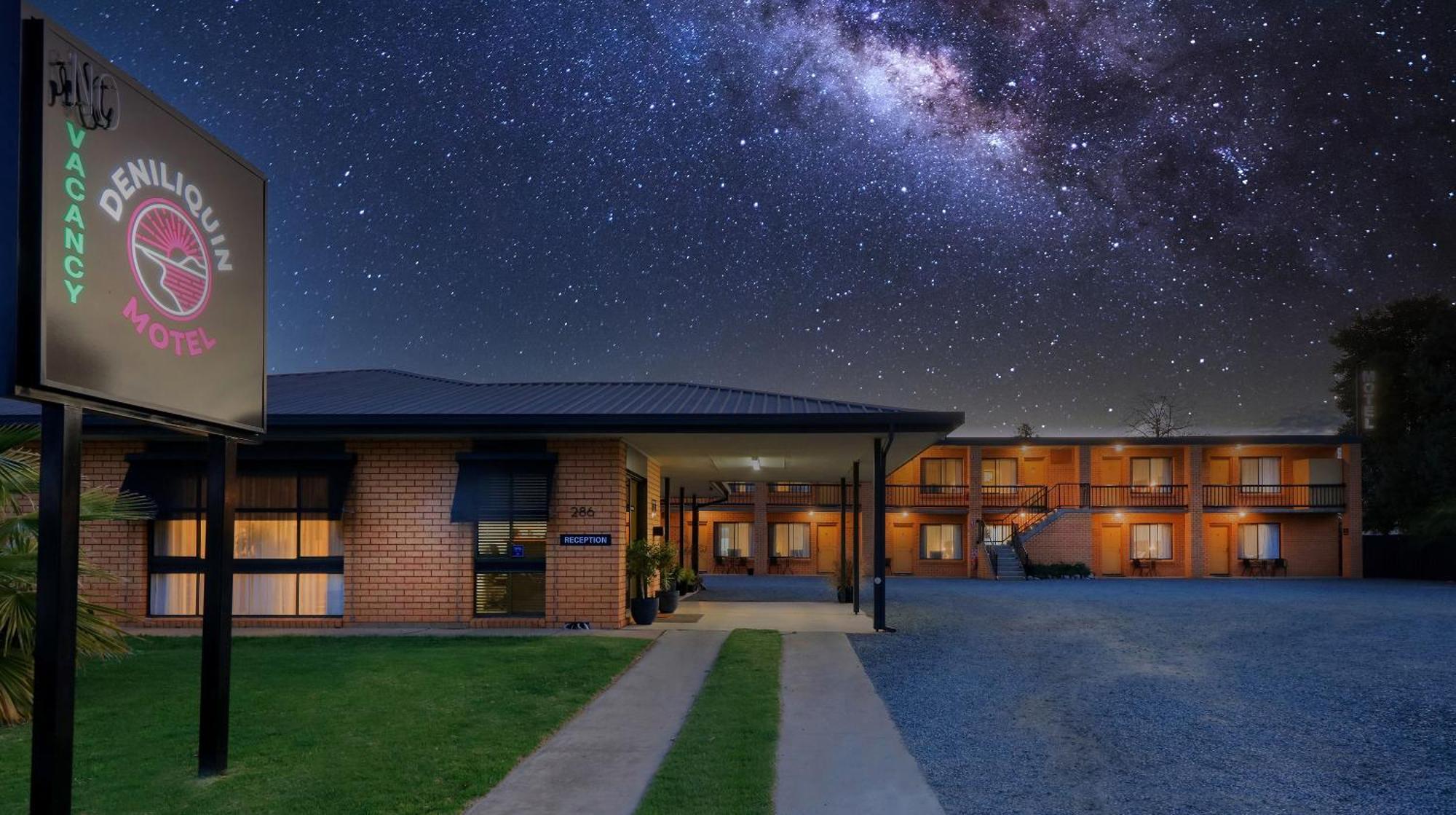 Deniliquin Motel Bagian luar foto